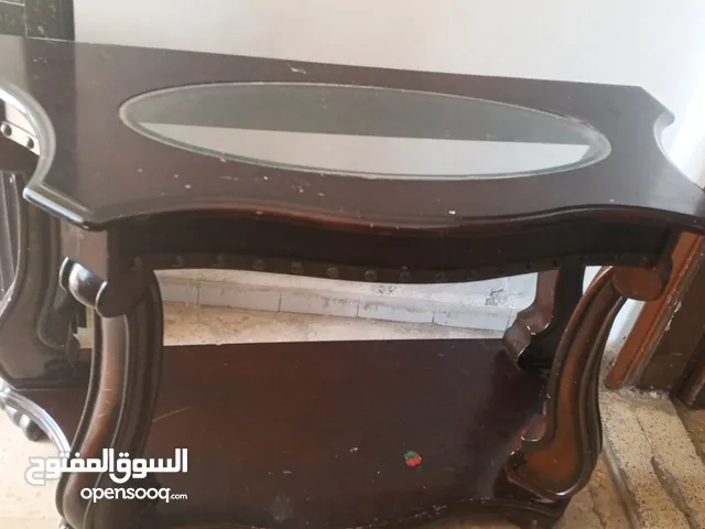 طاوله للبيع