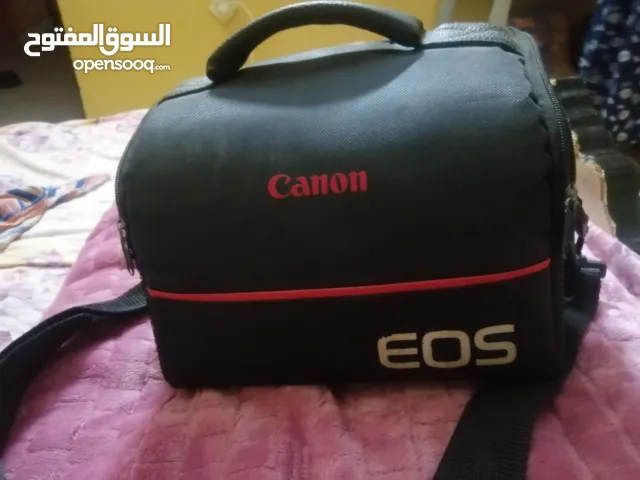 كاميرا تصوير ماركة كانون صنع تايوان