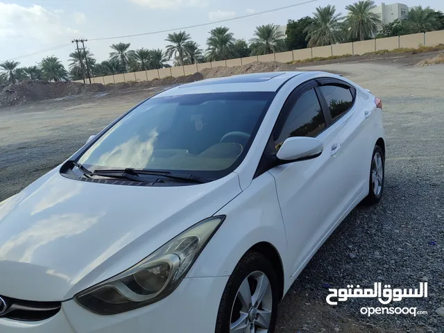 Used Hyundai Elantra in Al Dakhiliya