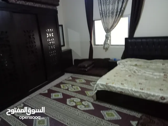 غرغه نوم مزدوجه ممتازه للبيع الوحدات دخلت رشاد عمان مع الفرشه
