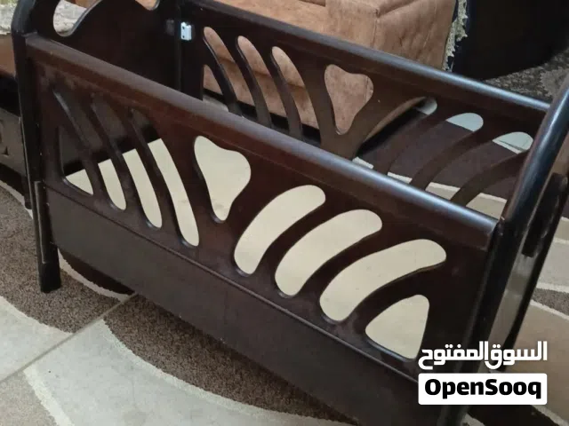 تخت بببي خشب زان للبيع