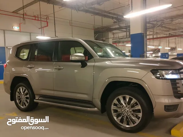 تويوتا لاندكروزر 2023بدون تيربو GXR