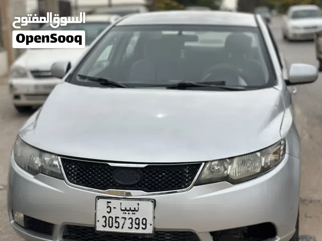 2010 كيا سيراتو EX