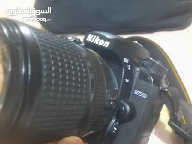كاميره نيكون D7500 نضيفه جدا مع ملحقاتها الاصليه كامله السعر مليون قفل سعر نهائي لا يوجد توصيل