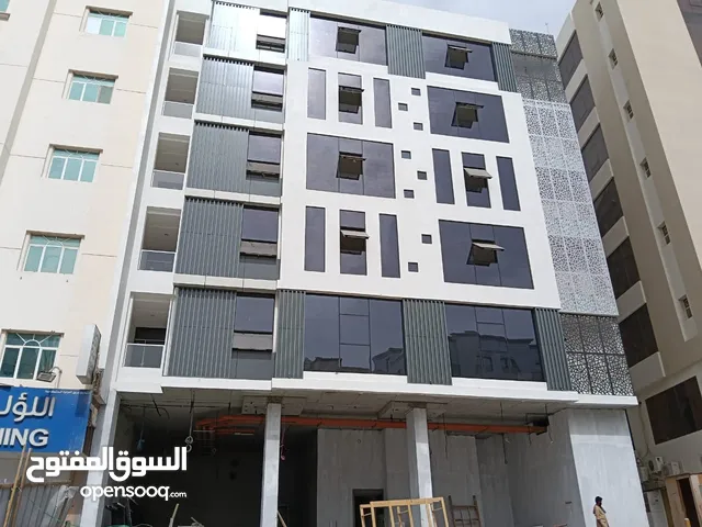 Flats for rent in Bosher - شقة للإيجار في بوشر