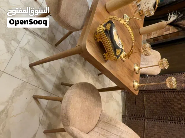 طاولة سفره 4 كراسي modern راقيه و مميزه جداً خشب صلد + أرجل زان بالكامل   استعمال بسيط جداً