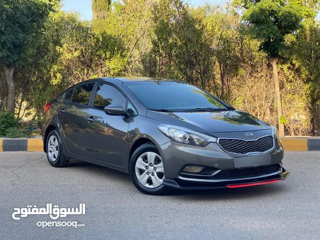 كيا سيراتو 2014 K3 خصوصي الاصل لم تعمل سياحي بحاله ممتازه اعتبار ثلاث جيد بسعر حرق ومميز