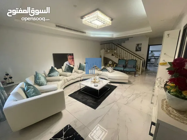 فيلا متلاصقة مميزة للبيع في خلدا  - قرب مدارس المعارف 240م تشطيب سوبر ديلوكس بسعر مغري