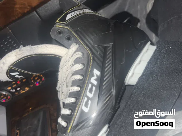 سكيت هوكي  للبيع 45ريال