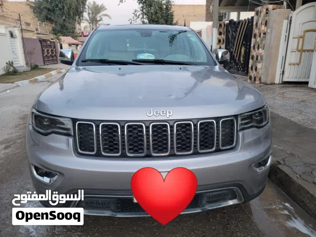 2017 جيب جراند شيروكى Limited