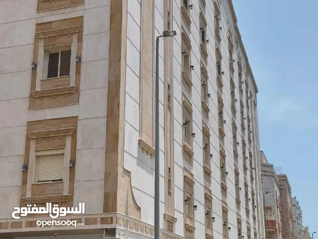 180 m2 5 Bedrooms Apartments for Rent in Jeddah Al Hamra