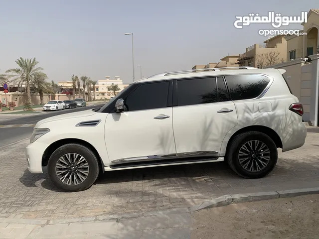 Nissan PLATINUM V6 2017