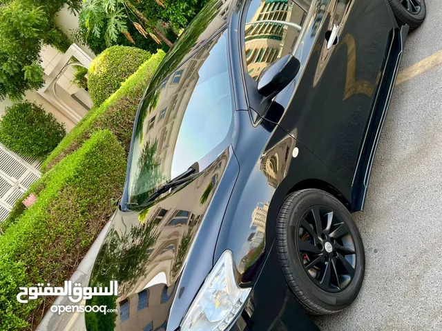 blacked out nissan sentra