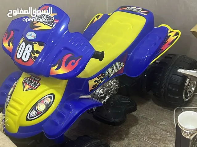 سياره أطفال كهربائيه