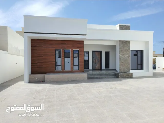 275m2 3 Bedrooms Townhouse for Sale in Muscat Seeb