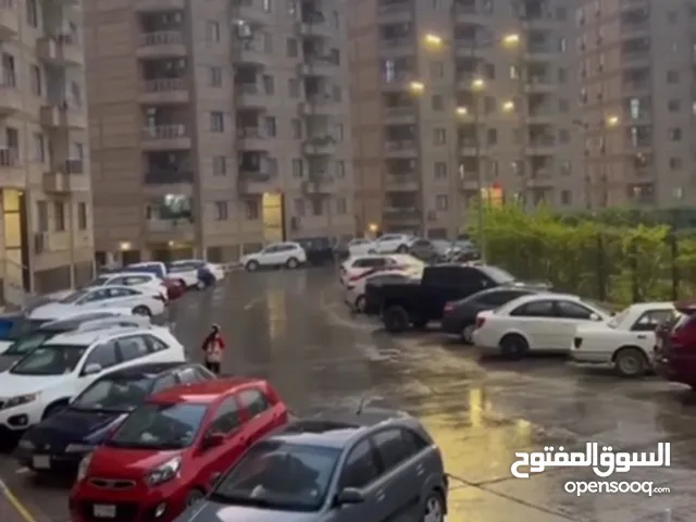 شقة للايجار ب مجمع الايادي بسكولاته