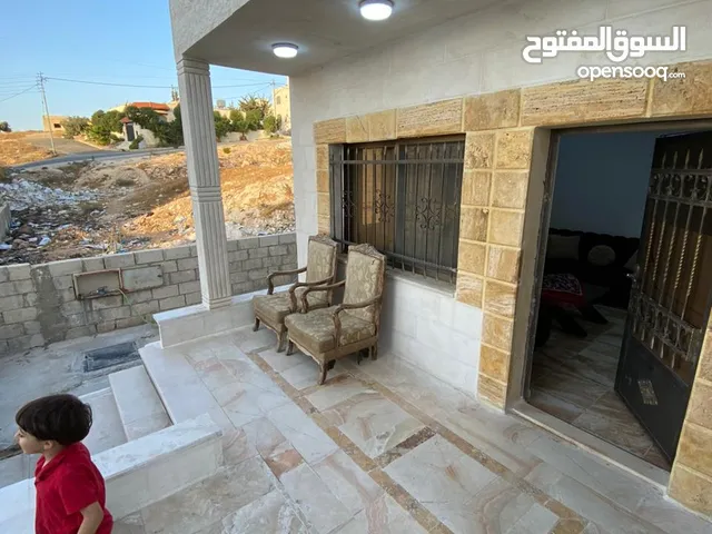 165 m2 More than 6 bedrooms Townhouse for Sale in Amman Al-Mustanada