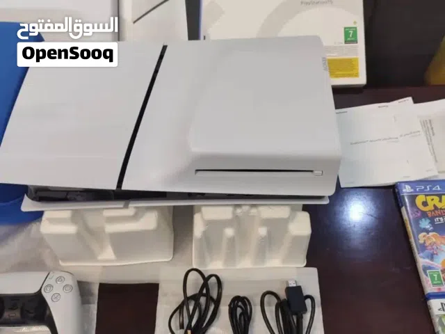 سوني 5 سلم الجهاز نظيف جدا استخدام قليل مافيها اي مشاكل