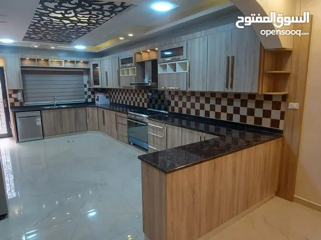 172 m2 3 Bedrooms Apartments for Sale in Amman Tabarboor