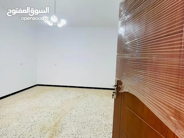 300 m2 4 Bedrooms Townhouse for Sale in Misrata Zawiyat Al-Mahjoub