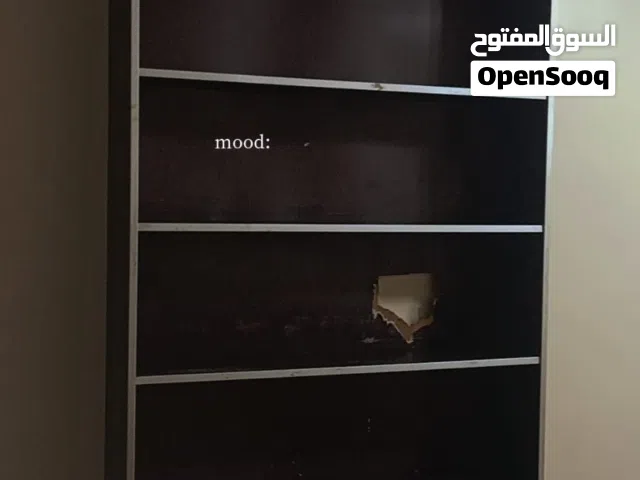 خزانة للبيع