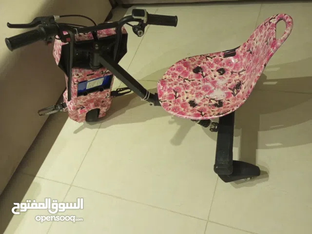 اسكوترات ودراجات للبيع