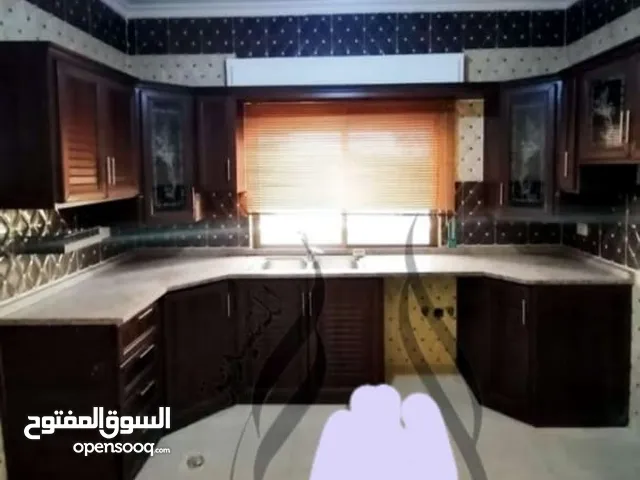 130 m2 5 Bedrooms Apartments for Sale in Amman Al-Jweideh