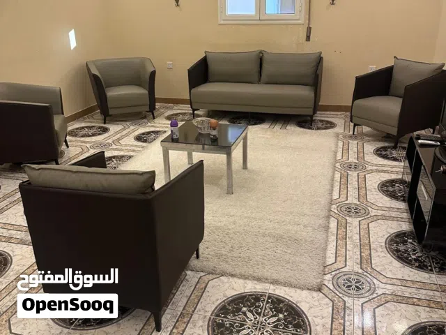 150 m2 2 Bedrooms Apartments for Rent in Benghazi Dubai Road