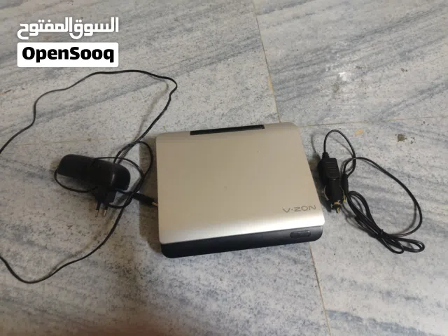 للبيع دي في دي متنقل يشتغل بالشحن والكهرباء وبولاعة السياره جميل جدا للرحلات او تشله معك الدوام معك