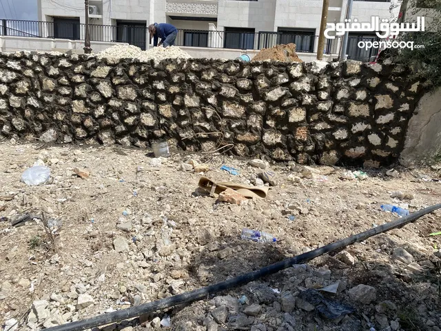 سناسل حجريه تشيك مزارع بيوت ريفيه وأثريه شلالات نوافير تلبيس شحف جرافه جك همر حفاره قناطر أقواس اثري