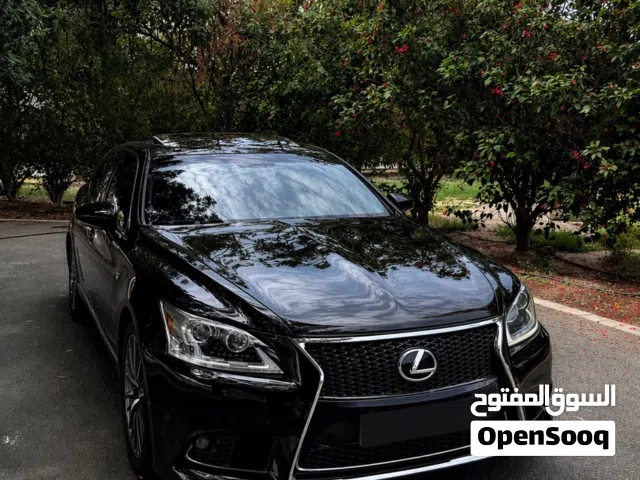 للبيع لكسز LS460 F Sport 2014 النادر فل كامل أسود ملكي صبغ وكالة قابل للبدل مع جيتور