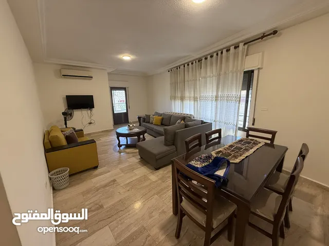 شقة مميزة مفروشة للإيجار