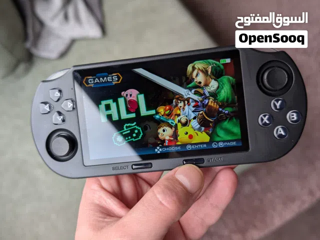 وحدة تحكم ألعاب محمولة SF3000 بنظام لينكس يدعم العديد من الألعاب والمحاكيات