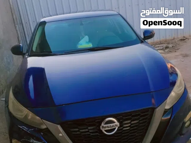 Used Nissan Altima in Basra