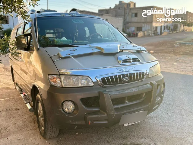 باص هونداي ستاركس موديل 2003 الباص بحال الوكالة
