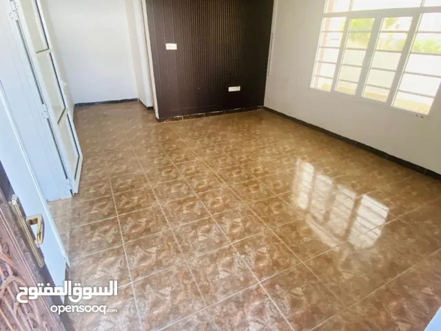 90 m2 Studio Apartments for Rent in Muscat Al-Hail