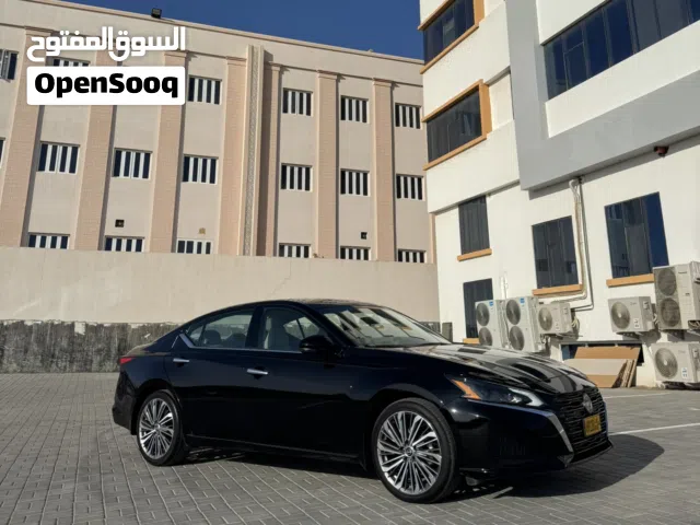 Used Nissan Altima in Muscat