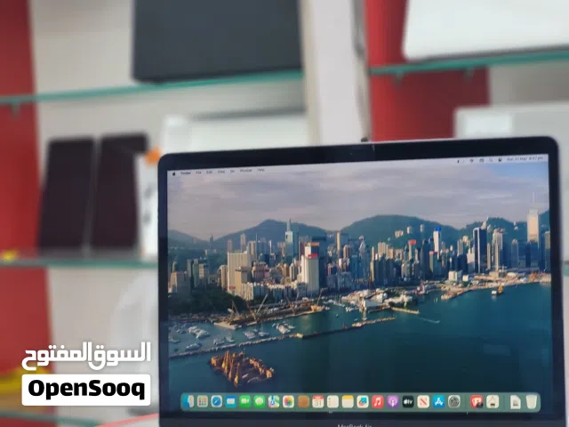 MacBook Air 2020 original apple with Touch id Price only 140 Rial Omani