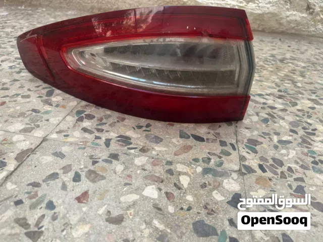 ضوءوغطاء خلفي للفورد فيوجن للبيع
