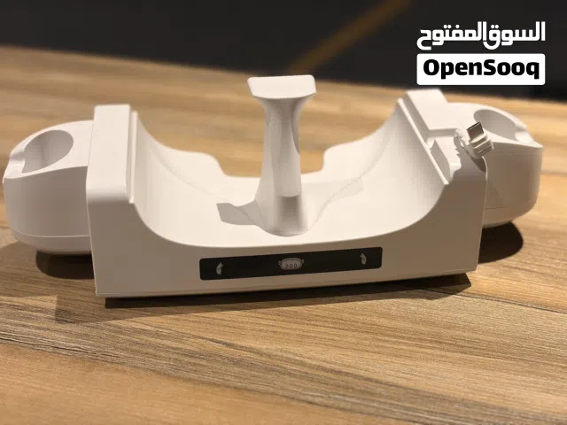 قاعدة شحن نضارة الواقع الافتراضي Meta Quest 3