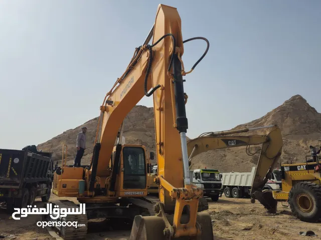 2007 Tracked Excavator Construction Equipments in Al Ain