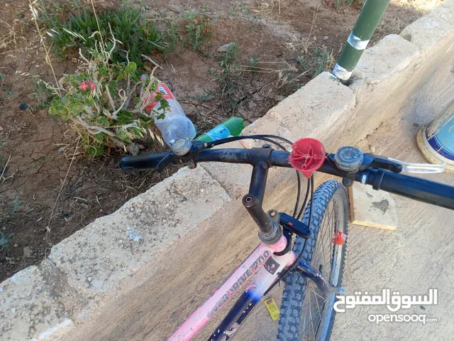 بسكليت مستعمل ولكنه بحالة الوكالة