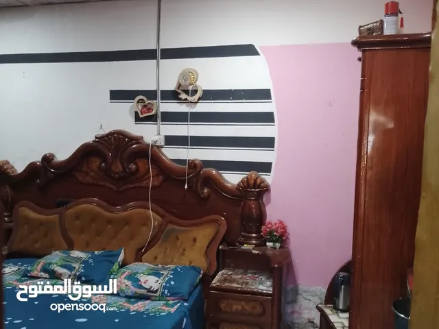 175 m2 5 Bedrooms Townhouse for Sale in Basra Al Asdiqaa