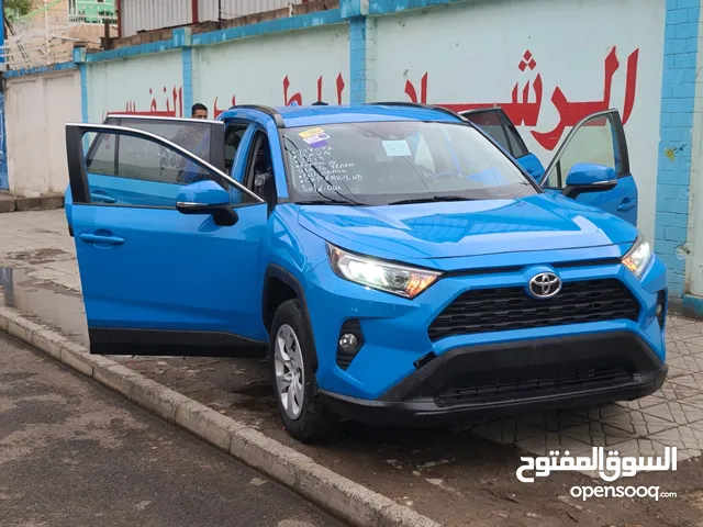 Toyota RAV 4 LE in Sana'a