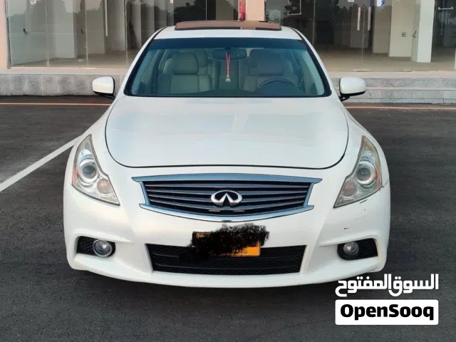 2013 إنفينيتي G37