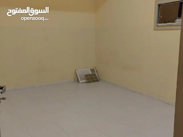 50 m2 2 Bedrooms Apartments for Rent in Muscat Ruwi