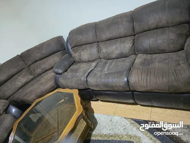 طقم كنب اشلي ركلاينر