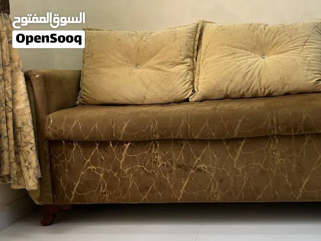 طقم يتكون من اربع كراسي كبار