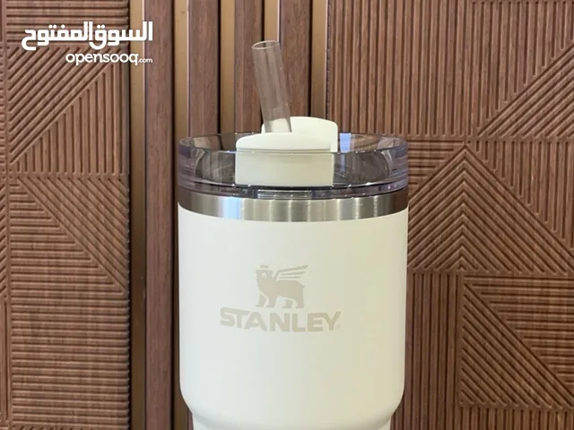 حافضة الماء او المشروبات الباردة والساخنه