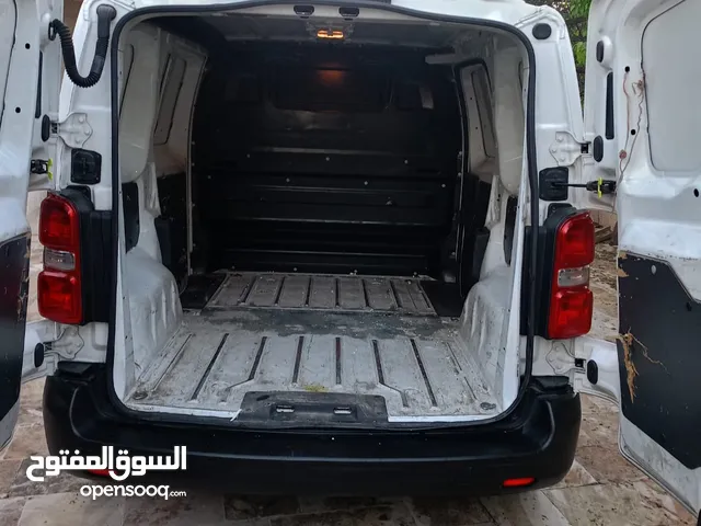 Used Peugeot Expert in Amman